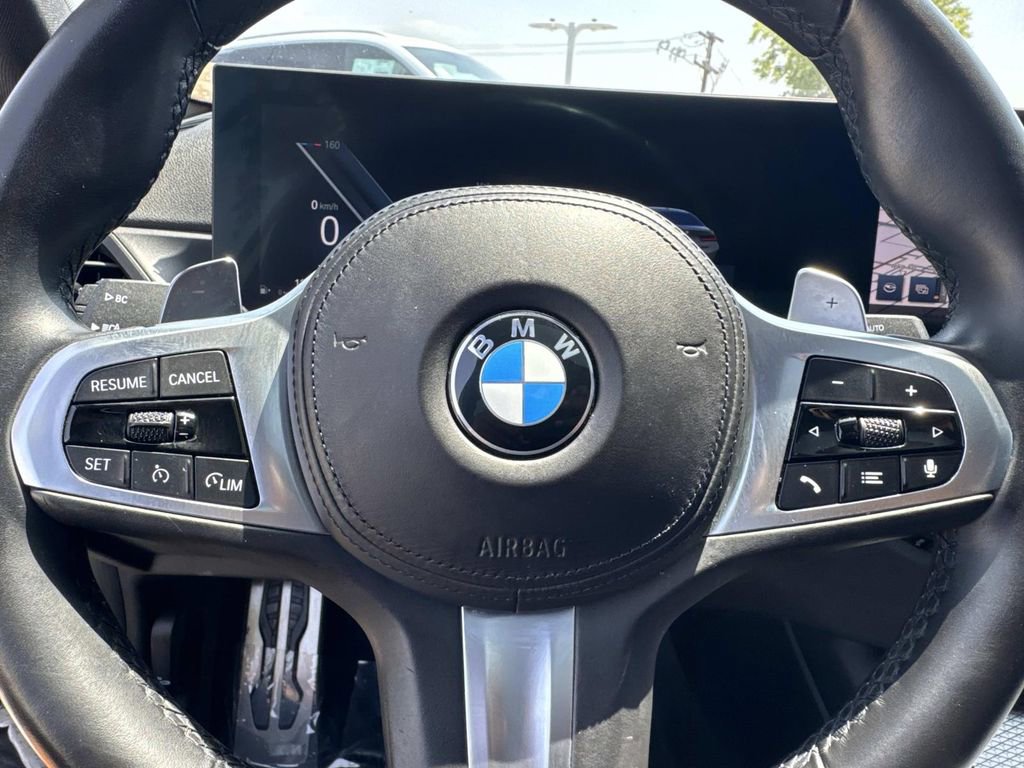 Used 2023 BMW 330i Sedan w/ M Sport Package RWD image 18