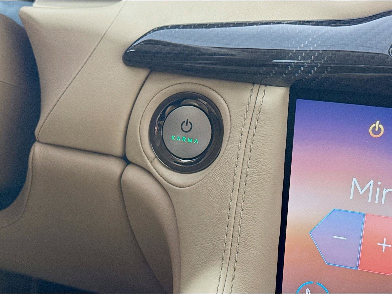 New 2025 Karma Revero Luxury RWD image 12