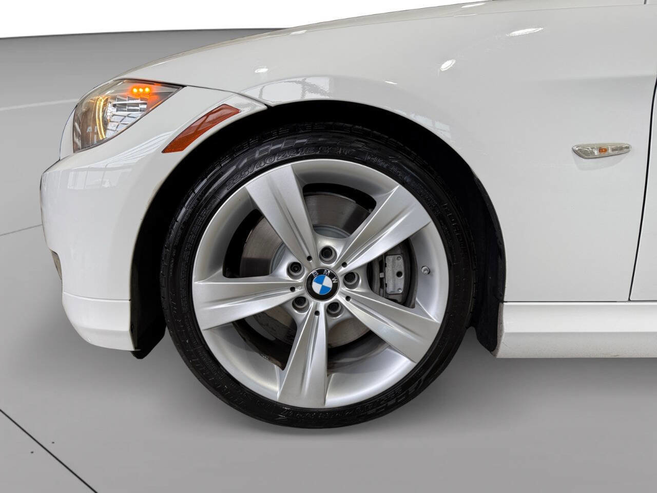 Used 2011 BMW 335i Sedan image 9