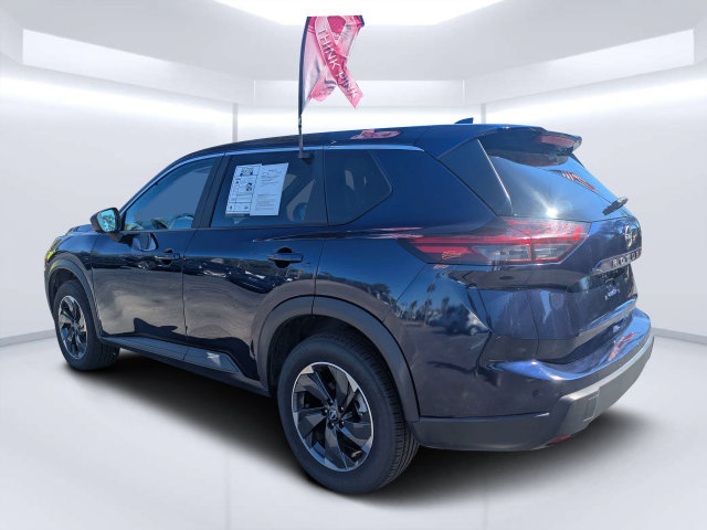 Used 2025 Nissan Rogue SV FWD image 5