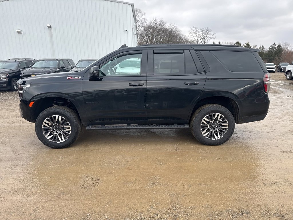Used 2023 Chevrolet Tahoe Z71 w/ Luxury Package image 2