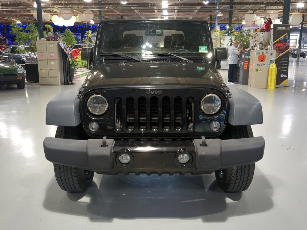Used 2015 Jeep Wrangler Sport AWD/4WD image 3