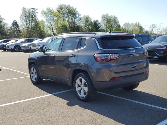 Used 2021 Jeep Compass Latitude FWD image 4