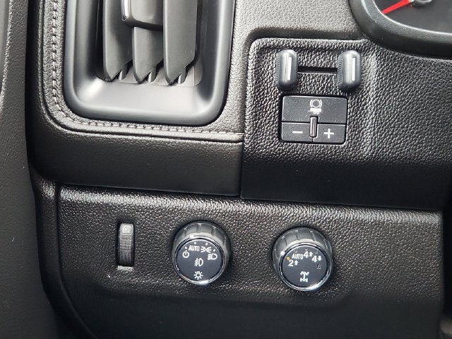 Used 2020 GMC Canyon SLE w/ Trailering Package AWD/4WD image 37
