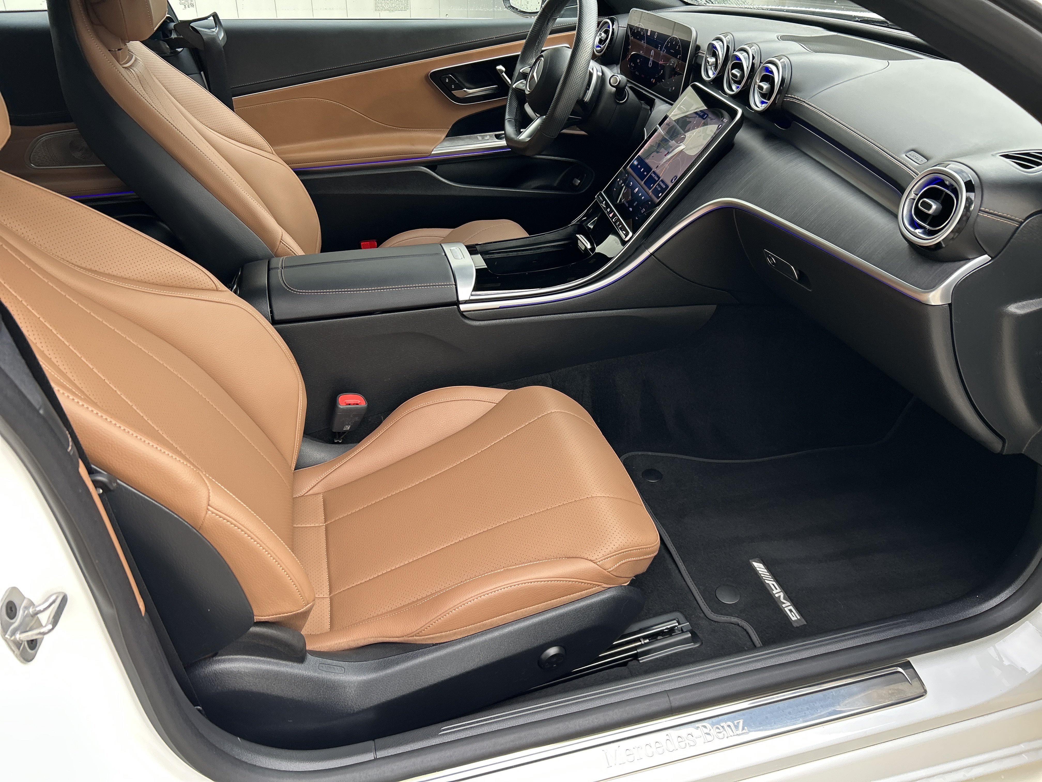 Certified 2025 Mercedes-Benz CLE 300 4MATIC Coupe image 41