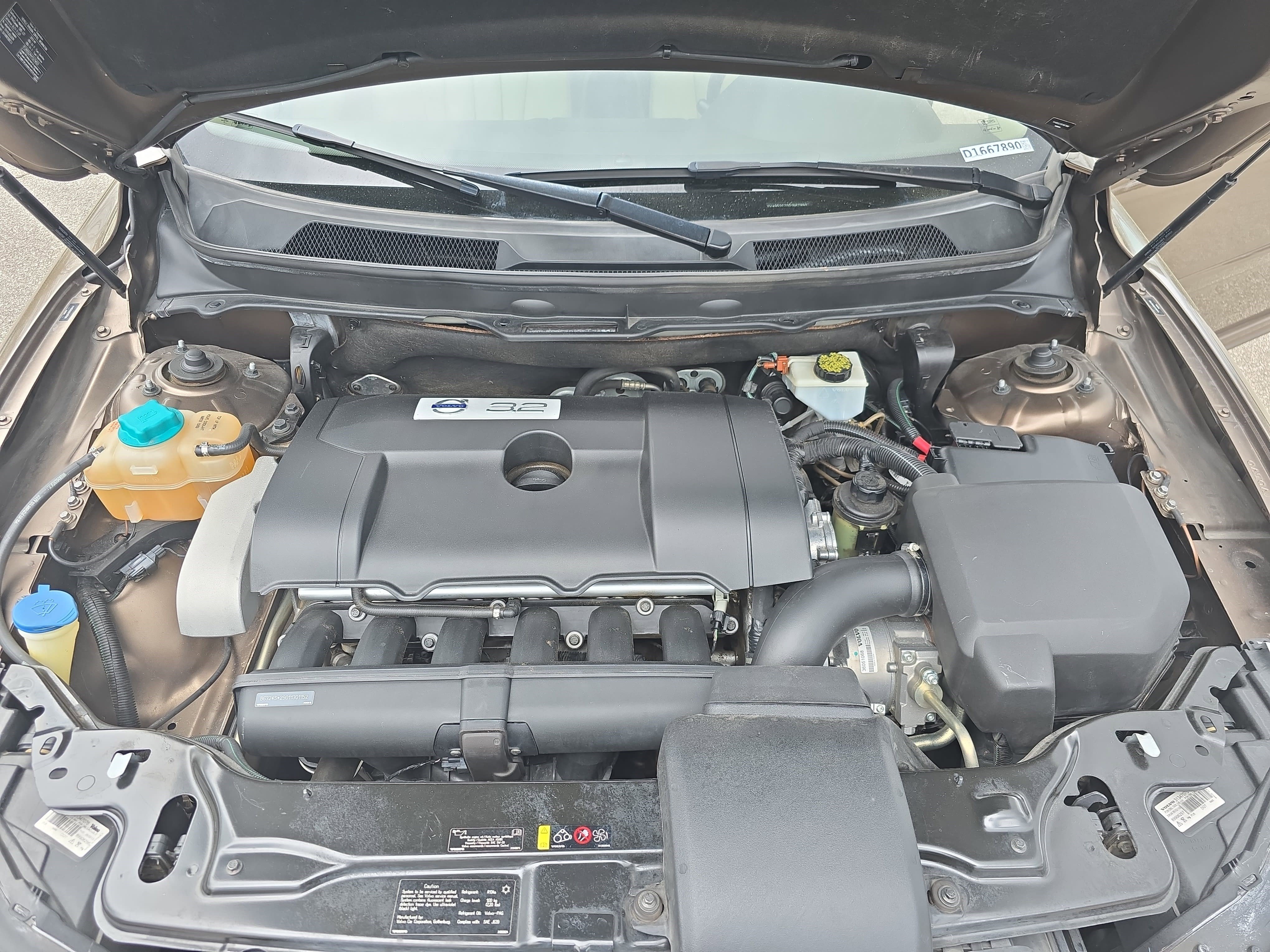 Used 2013 Volvo XC90 3.2 image 26