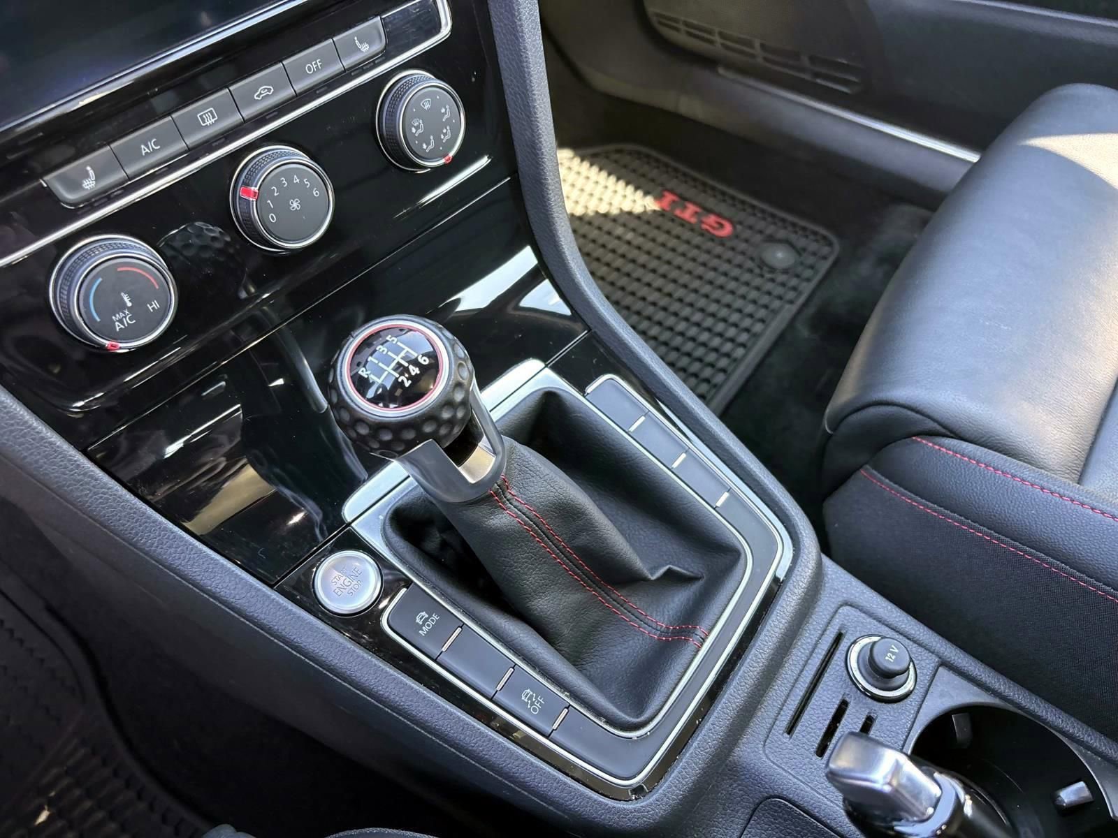 Used 2019 Volkswagen GTI S image 21