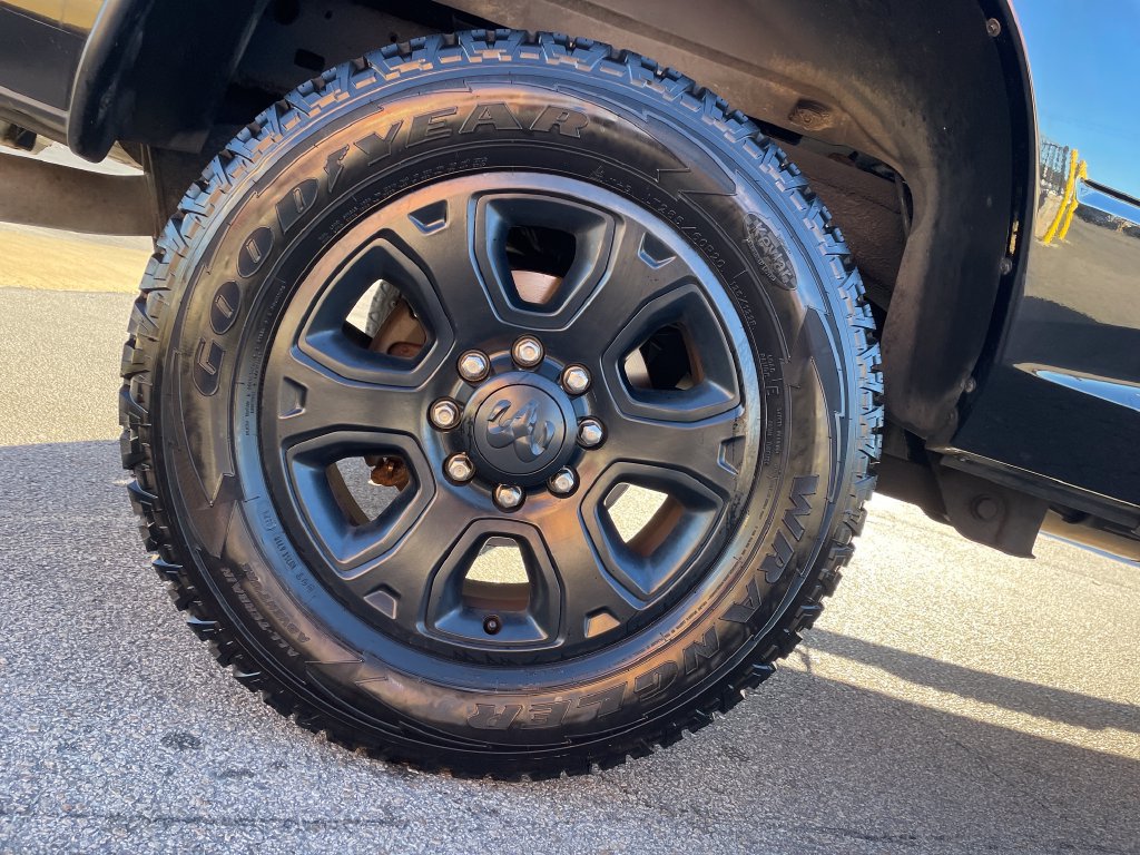 Certified 2016 RAM 2500 Big Horn w/ Black Appearance Group AWD/4WD image 12