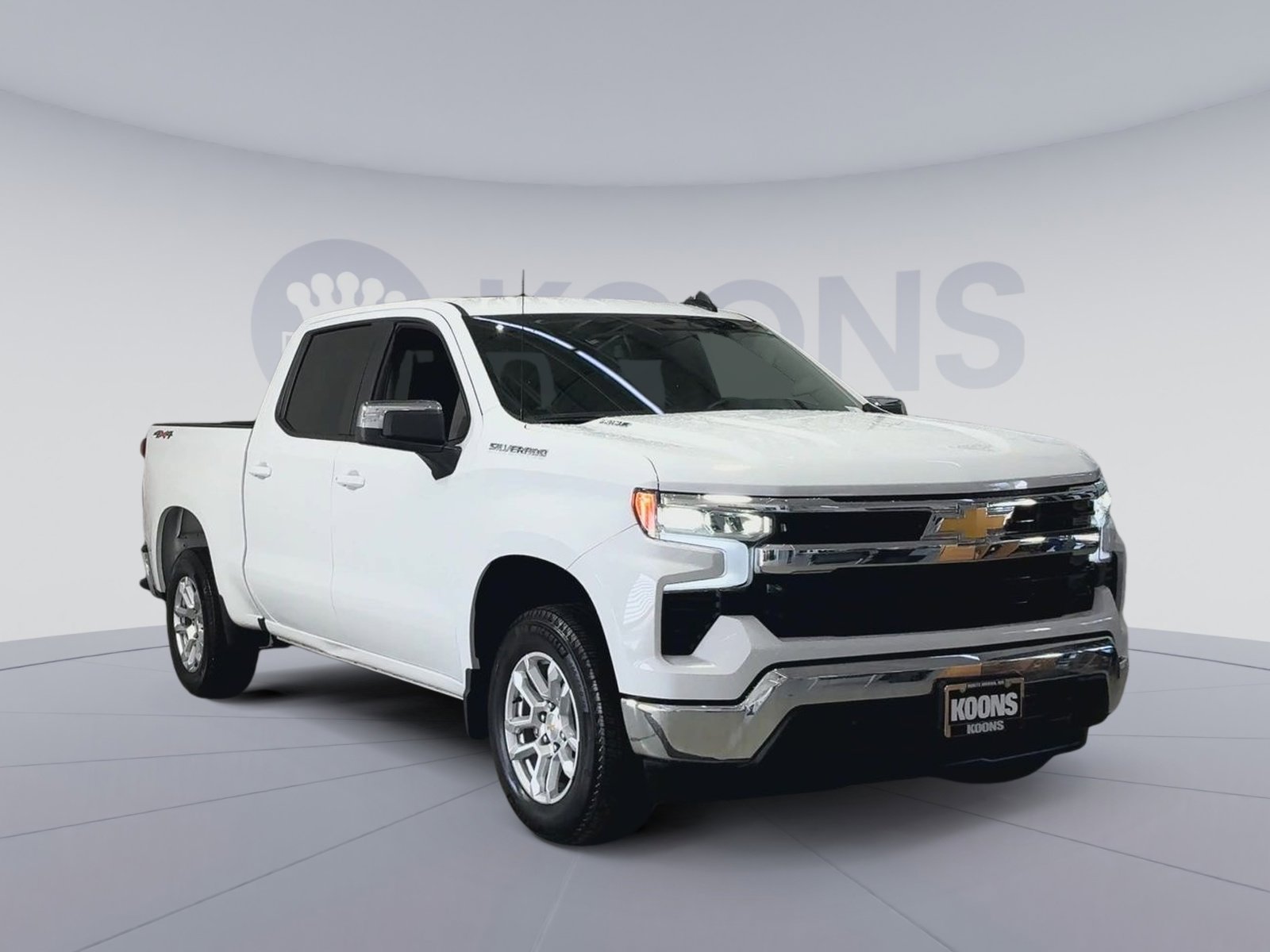 Used 2025 Chevrolet Silverado 1500 LT image 5