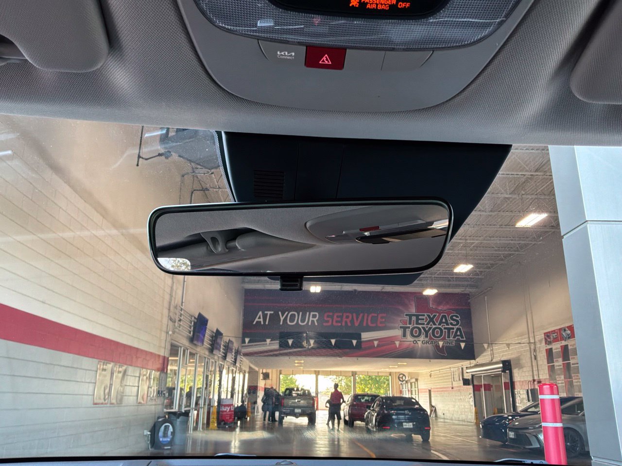 Used 2026 Kia Sportage LX FWD image 17
