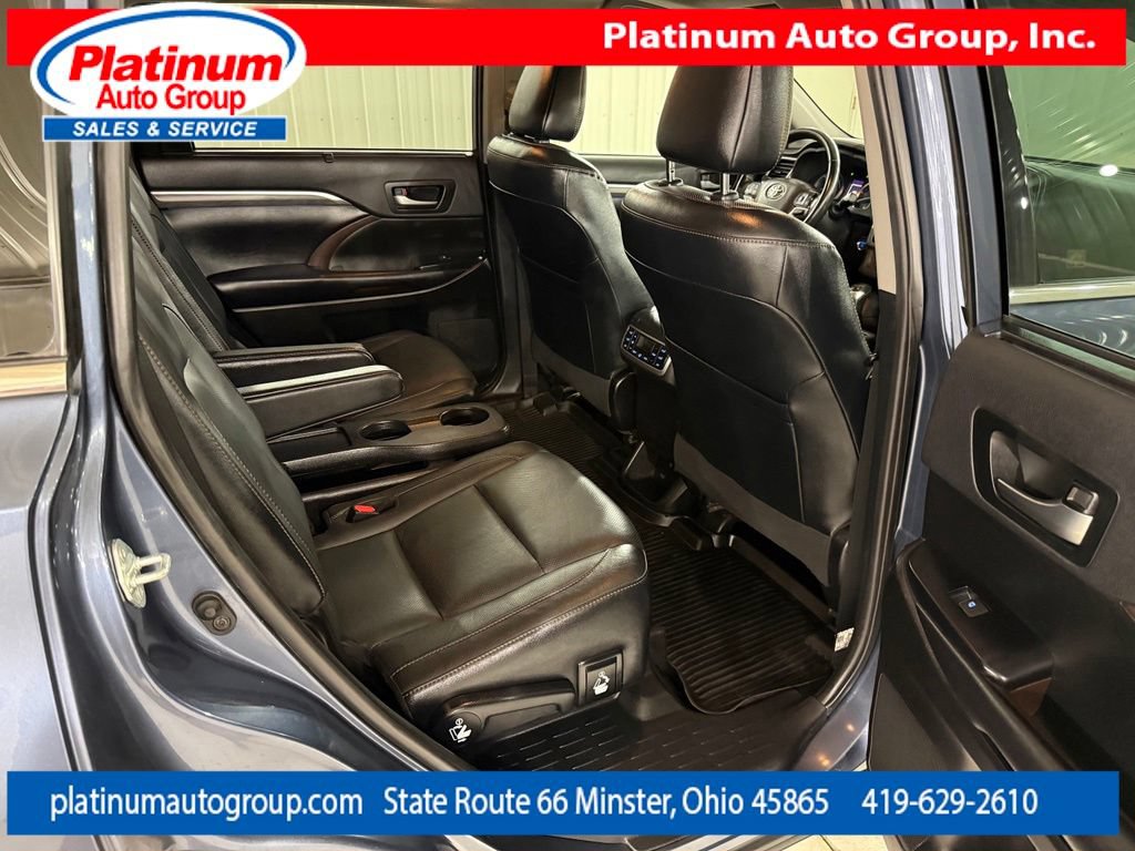 Used 2019 Toyota Highlander Limited Platinum AWD/4WD image 39