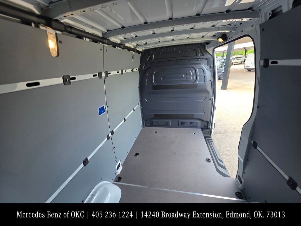 New 2026 Mercedes-Benz Sprinter 2500 image 7