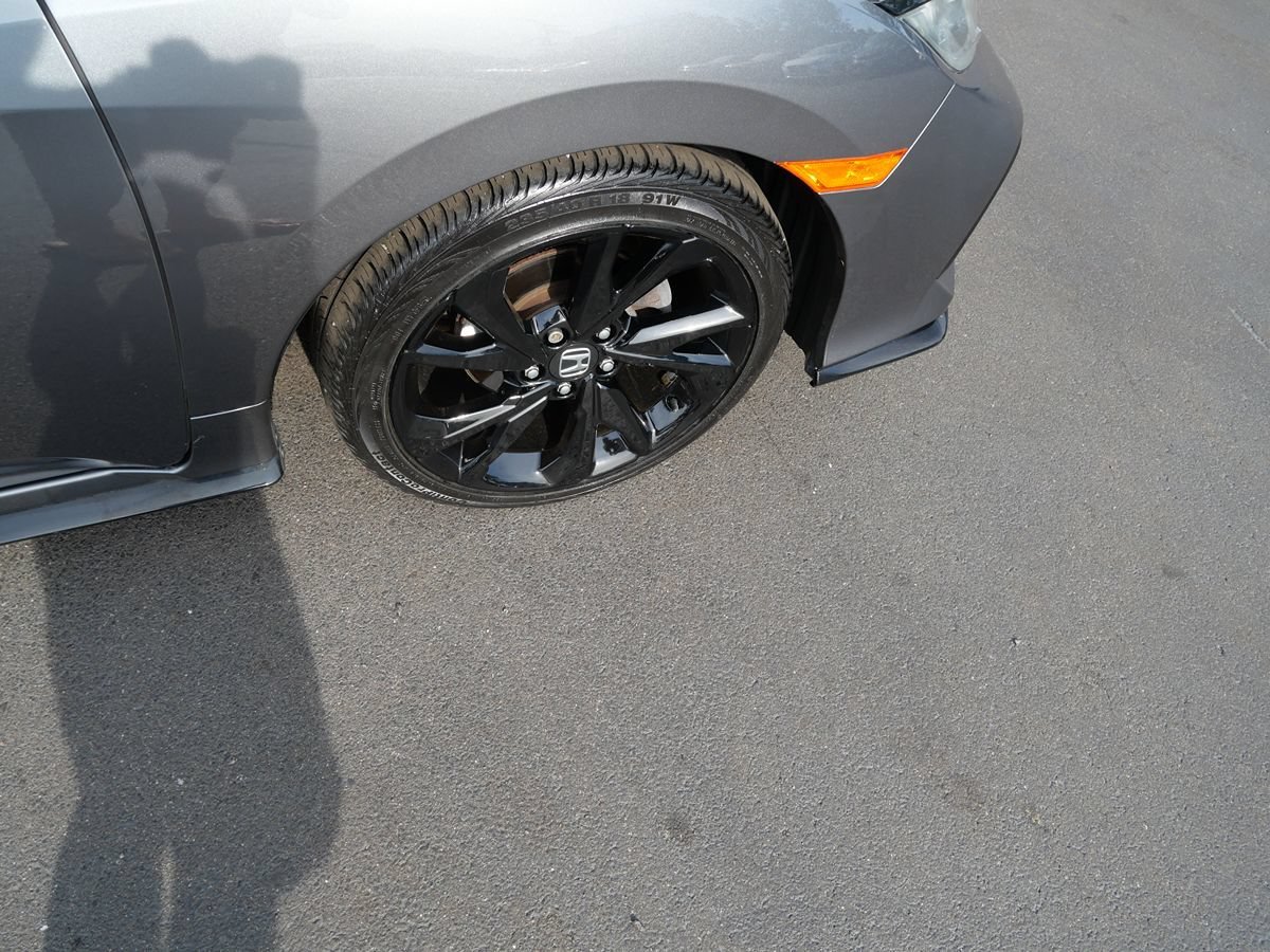 Used 2018 Honda Civic Sport image 31