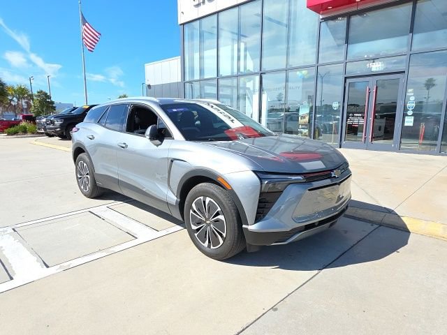 Used 2024 Chevrolet Blazer EV LT AWD/4WD image 2
