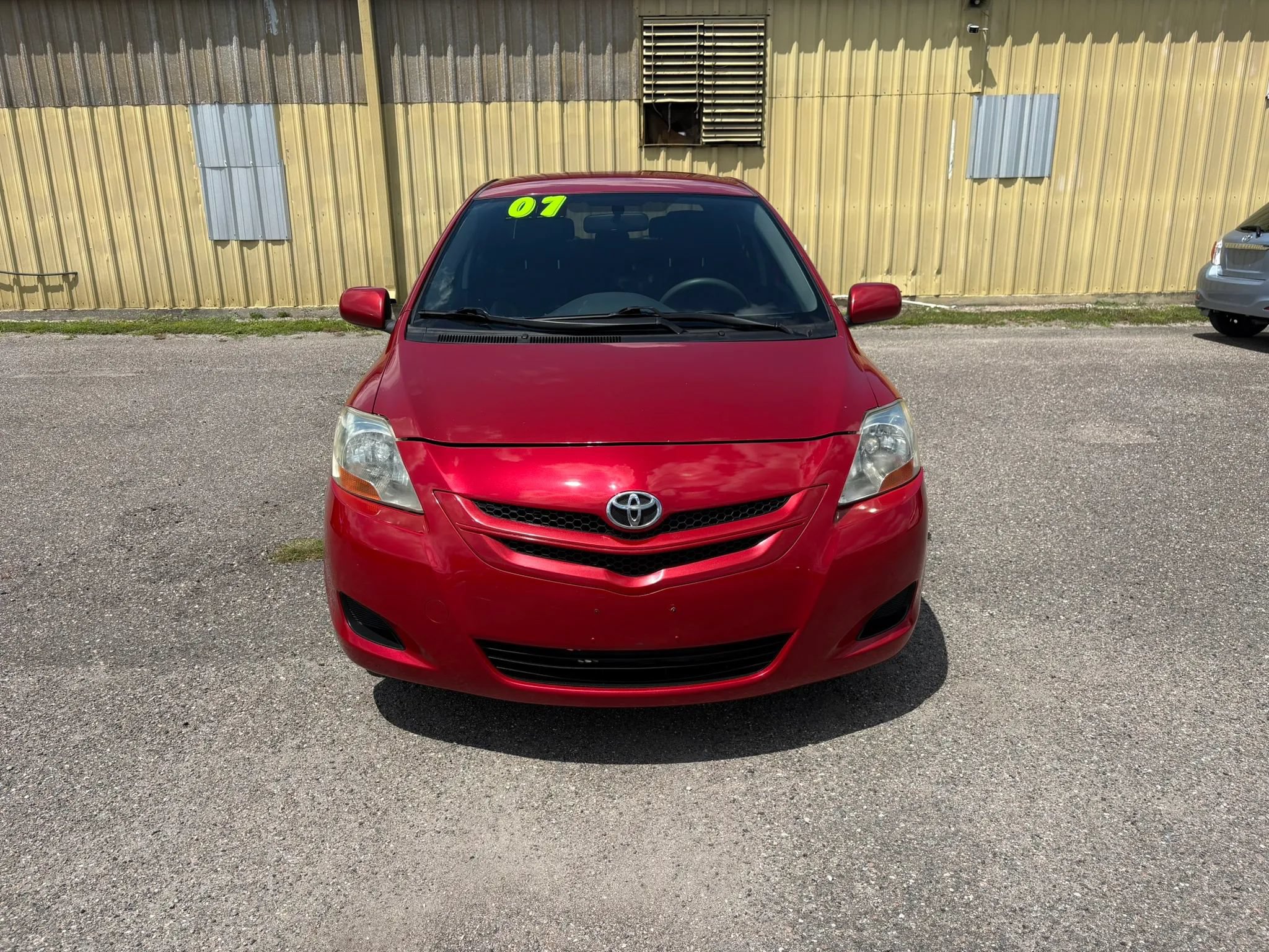 Used 2007 Toyota Yaris Sedan FWD image 3