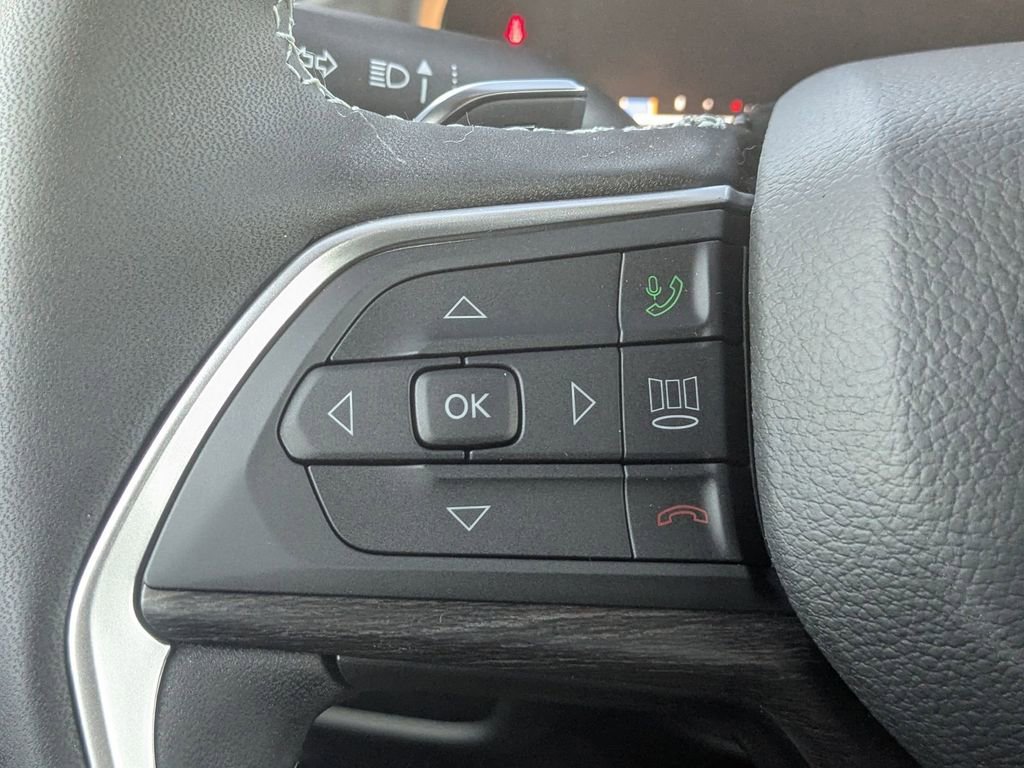 New 2025 Jeep Grand Cherokee Limited w/ Luxury Tech Group II image 19