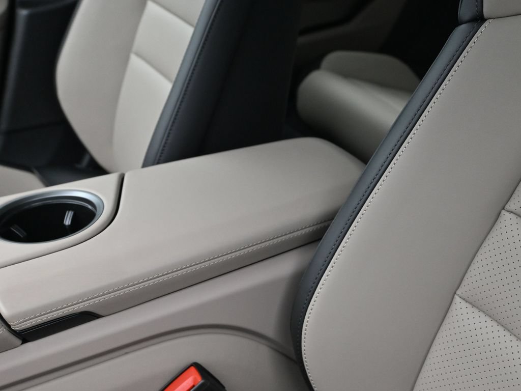 New 2026 Porsche Taycan 4S AWD/4WD image 21