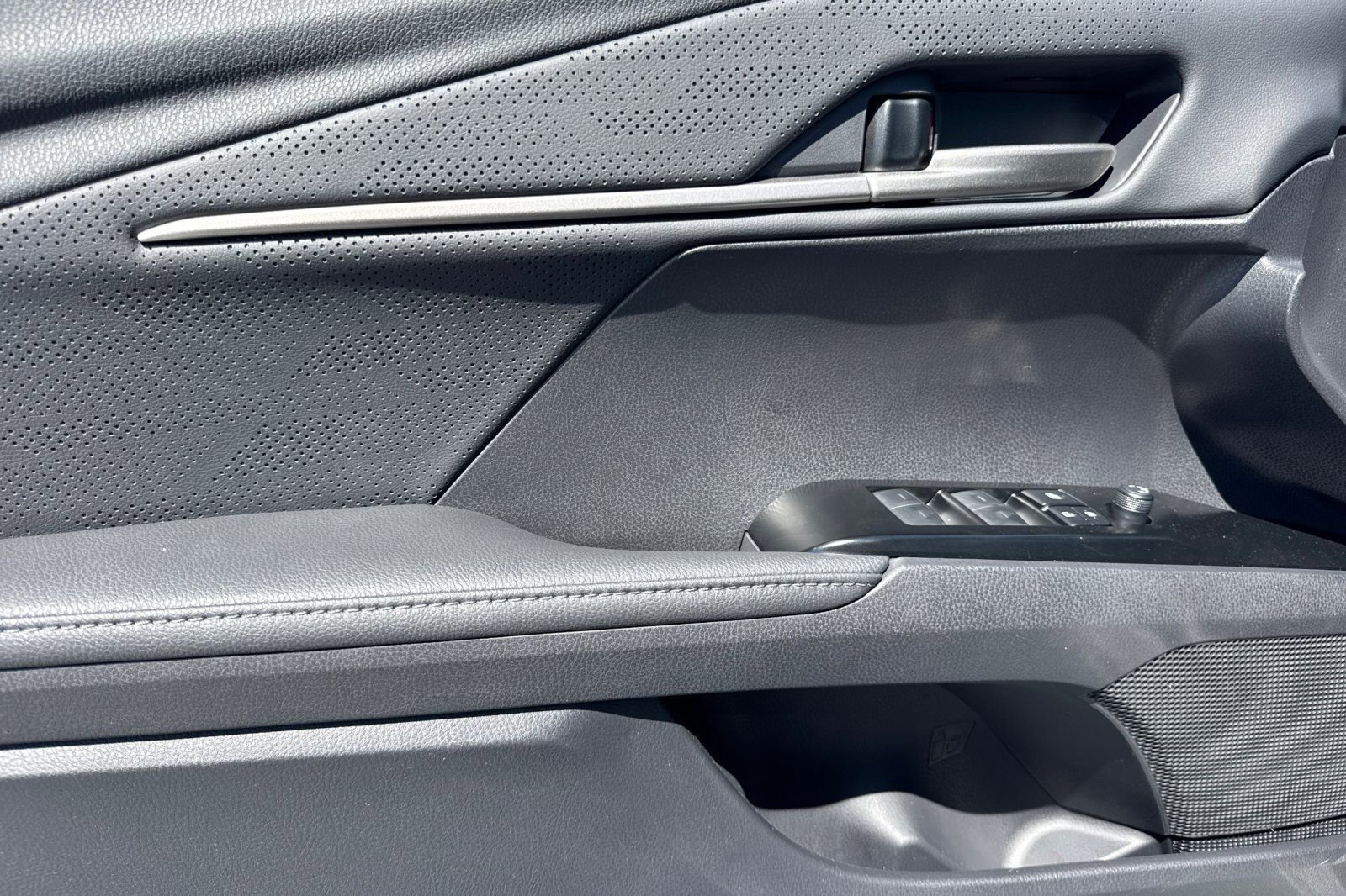 New 2026 Toyota Camry XSE FWD image 11