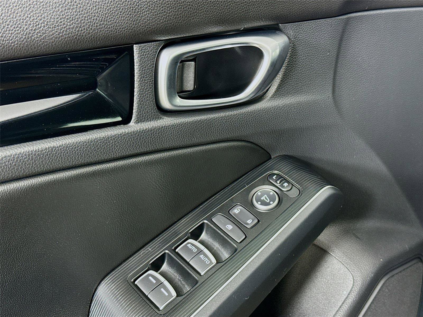 Used 2022 Honda Civic Sport Touring image 18