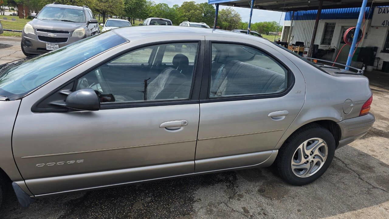 Used 1998 Dodge Stratus ES image 2