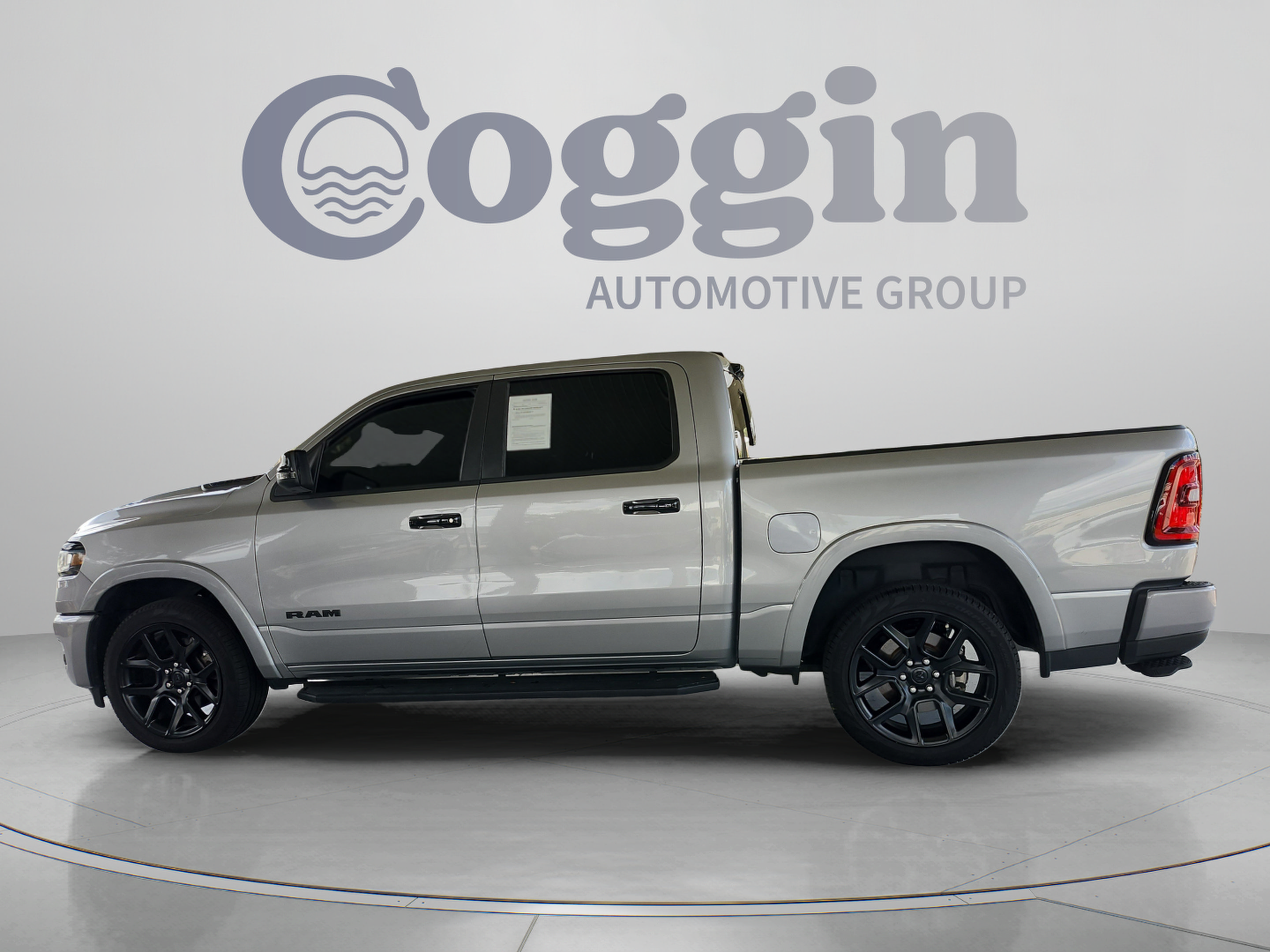 Used 2025 RAM 1500 Laramie w/ Night Edition AWD/4WD image 2
