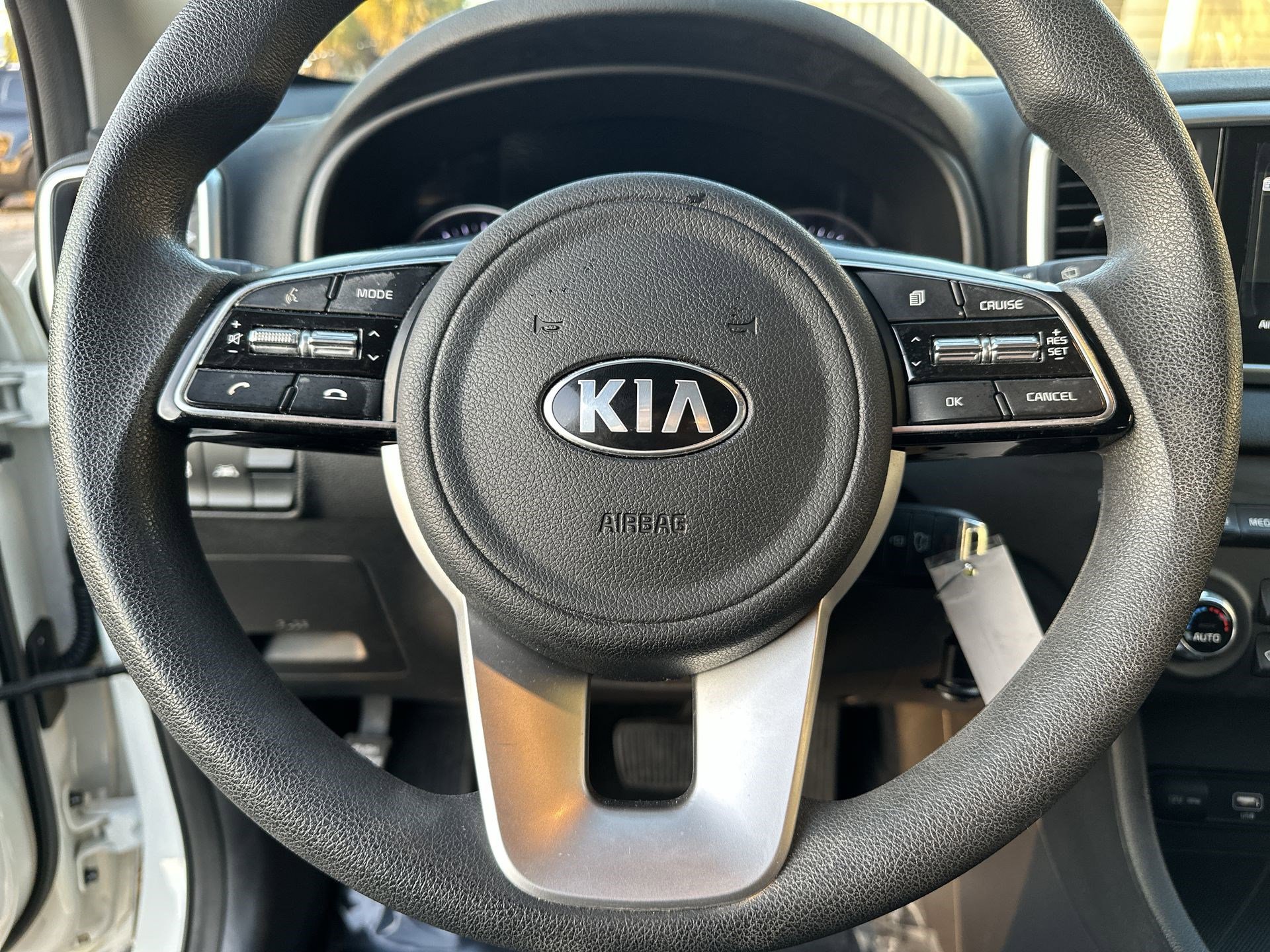Used 2020 Kia Sportage LX w/ LX Popular Package image 11