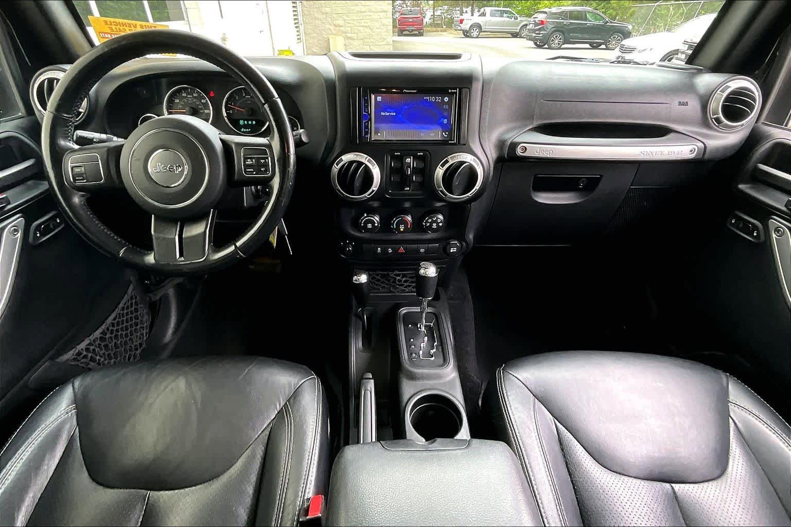 Used 2017 Jeep Wrangler Unlimited Sahara image 15