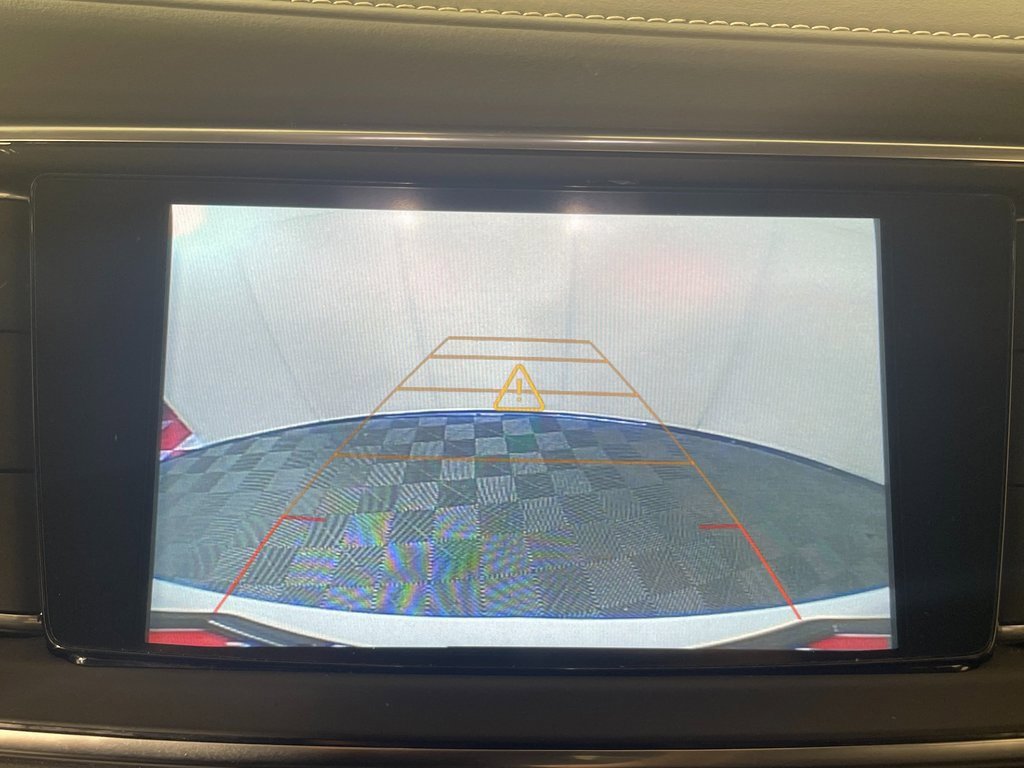 Used 2019 Buick Enclave Essence image 17