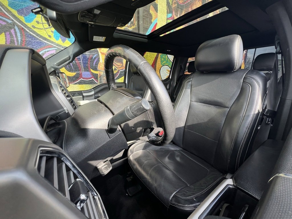 Used 2015 Ford F150 Lariat image 18