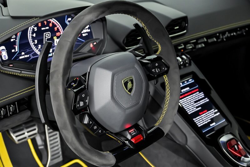 Used 2021 Lamborghini Huracan EVO RWD image 26