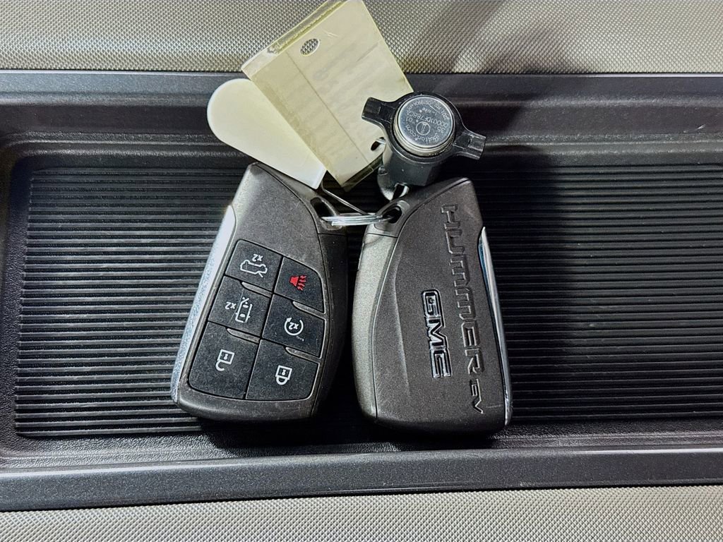 Used 2024 GMC Hummer EV 3X AWD/4WD image 31