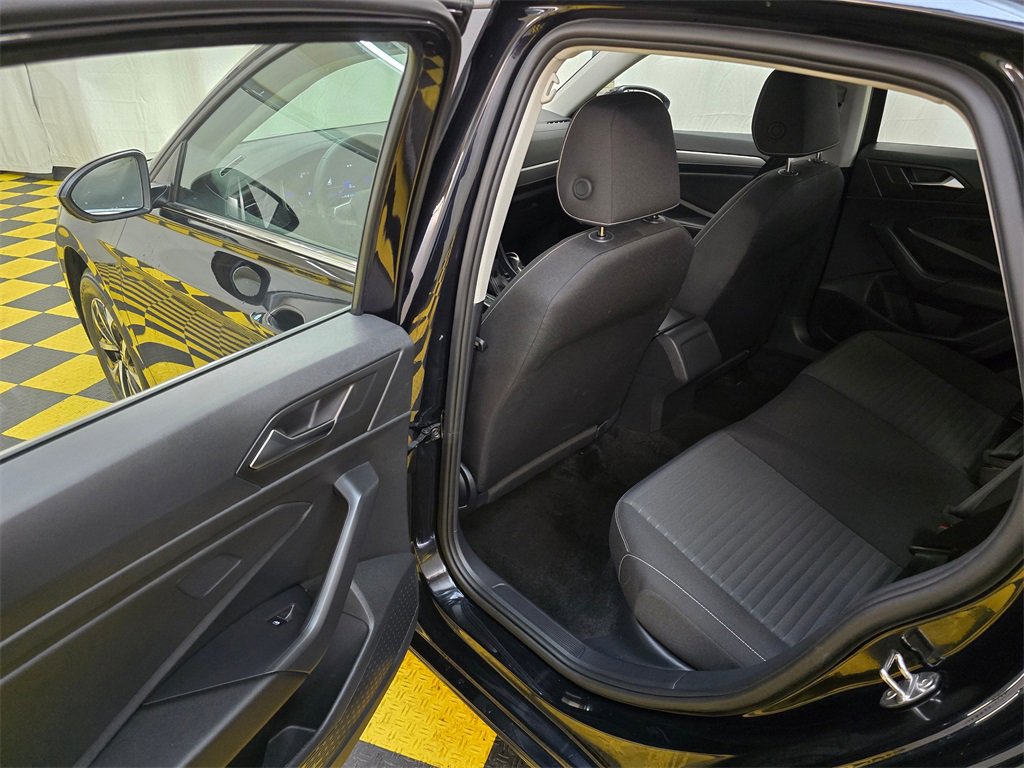Used 2024 Volkswagen Jetta S image 15