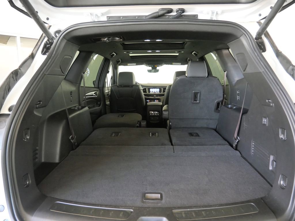 Used 2024 Buick Enclave Avenir w/ Avenir Technology Package AWD/4WD image 28