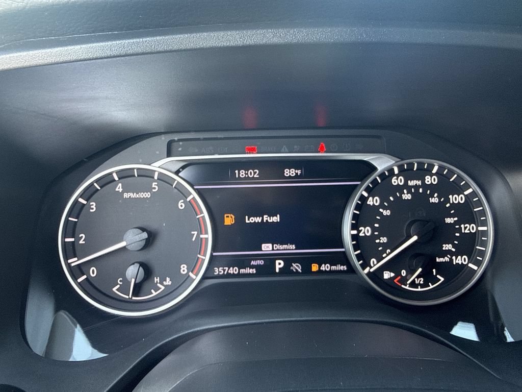 Used 2025 Nissan Rogue SV AWD/4WD image 10