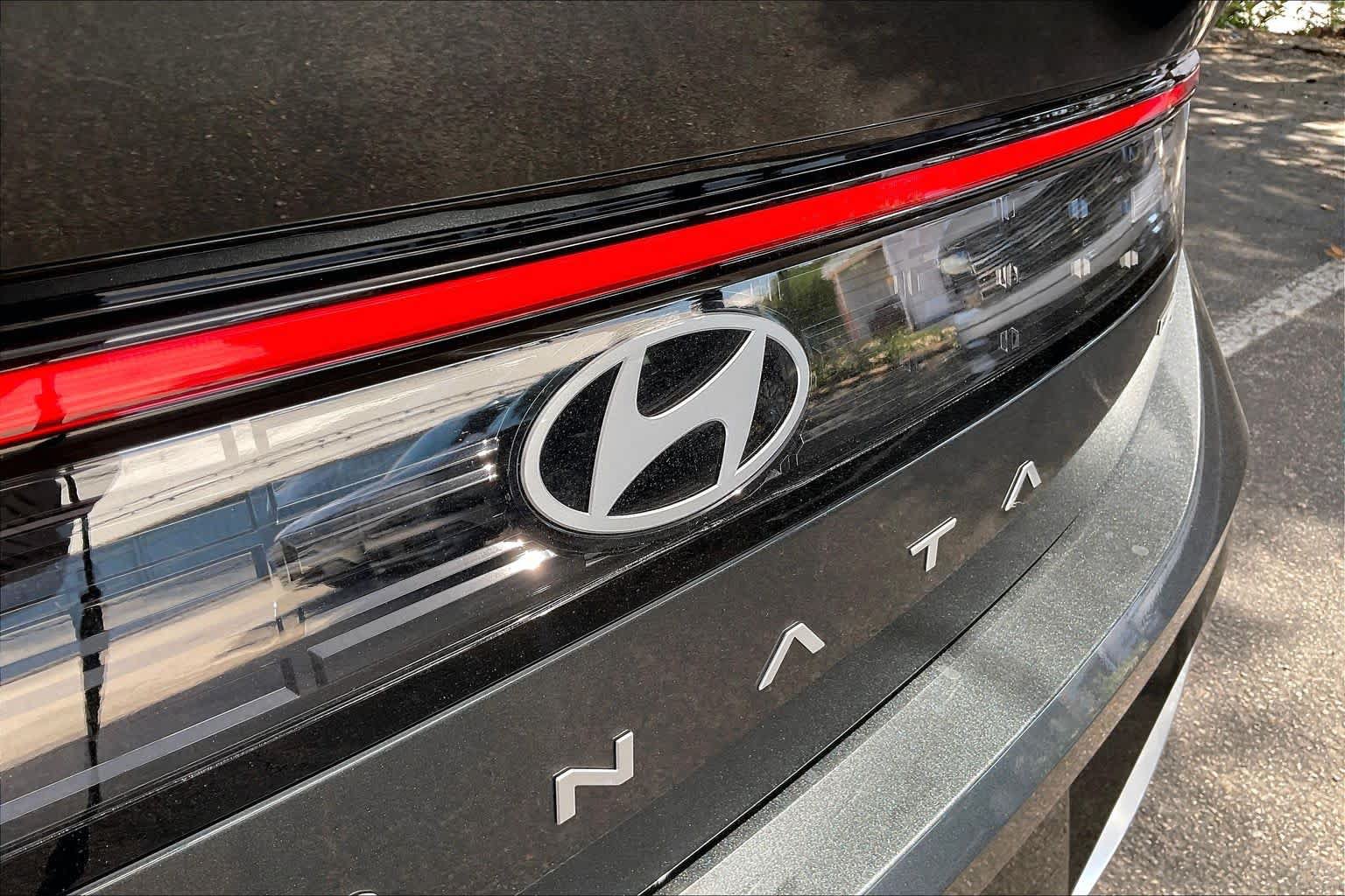 Certified 2026 Hyundai Sonata SEL AWD/4WD image 31