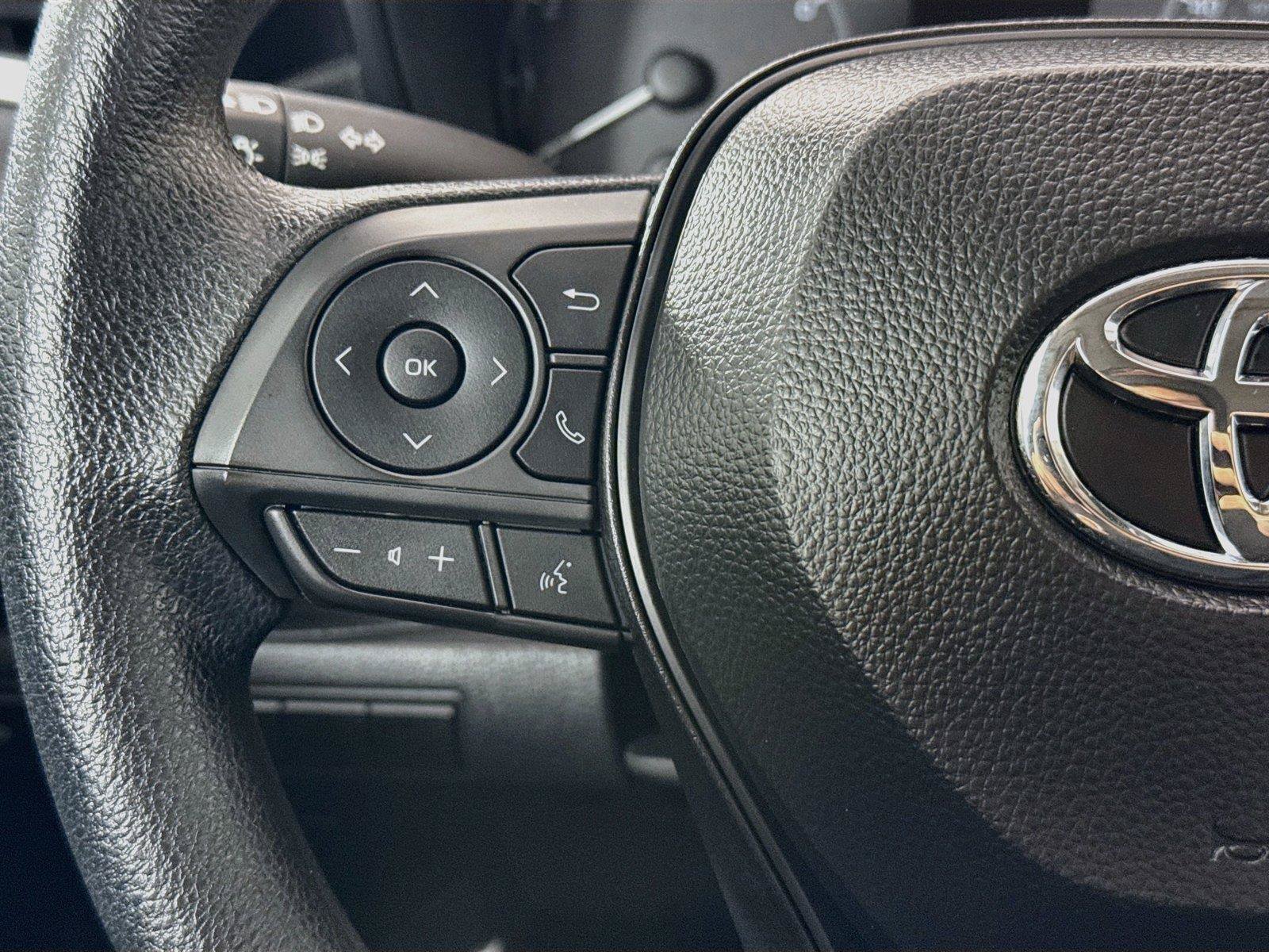 Certified 2025 Toyota Corolla LE FWD image 17