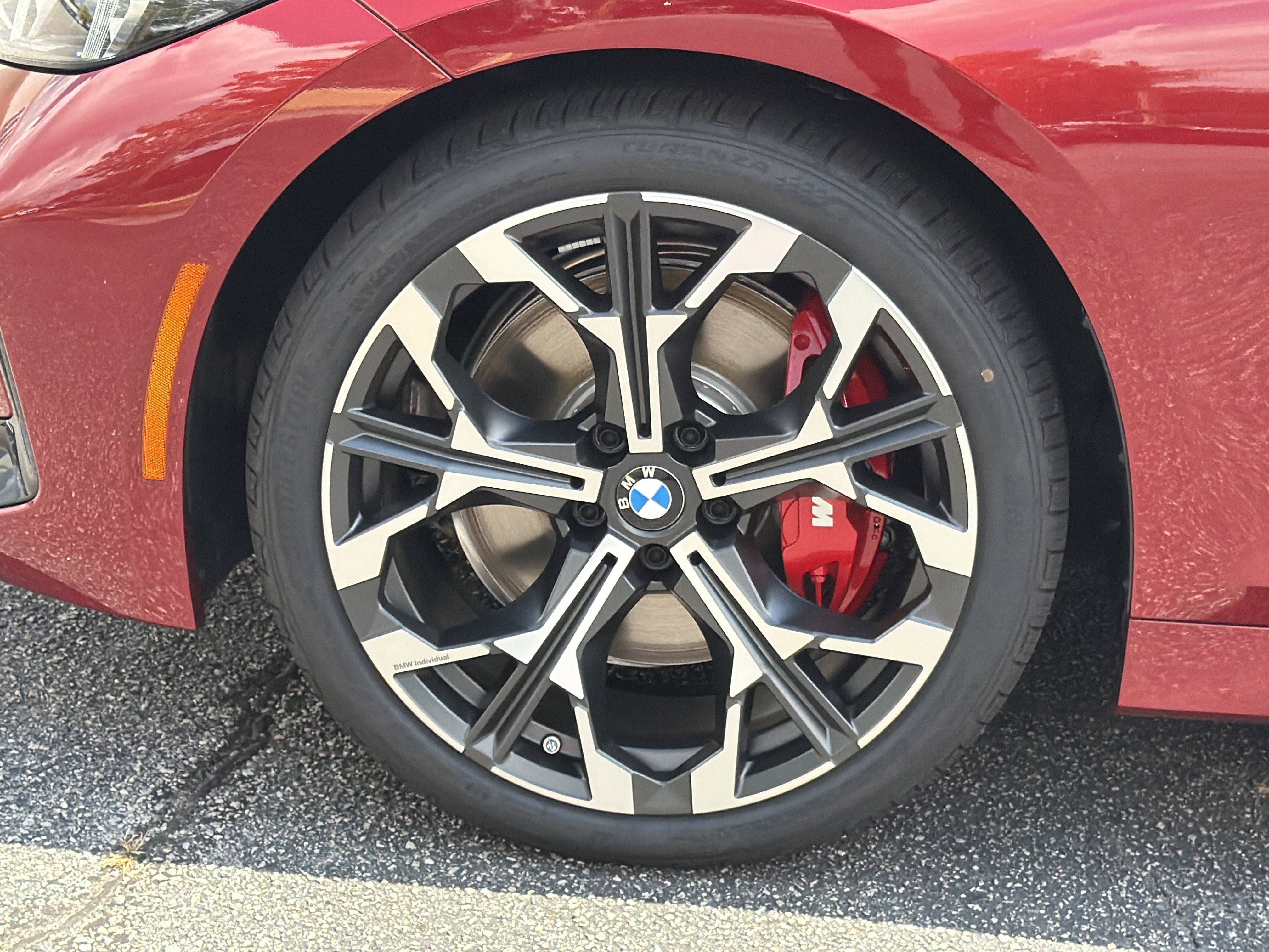 New 2026 BMW 330i Sedan w/ M Sport Package RWD image 29