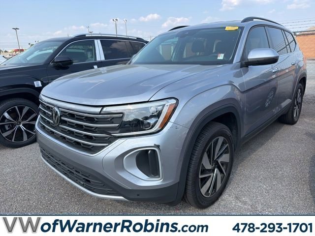 Used 2024 Volkswagen Atlas SE FWD image 1