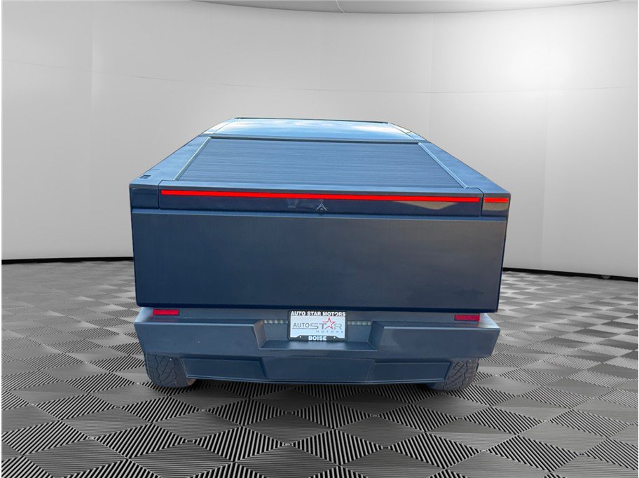 Used 2024 Tesla Cybertruck Cyberbeast AWD/4WD image 4