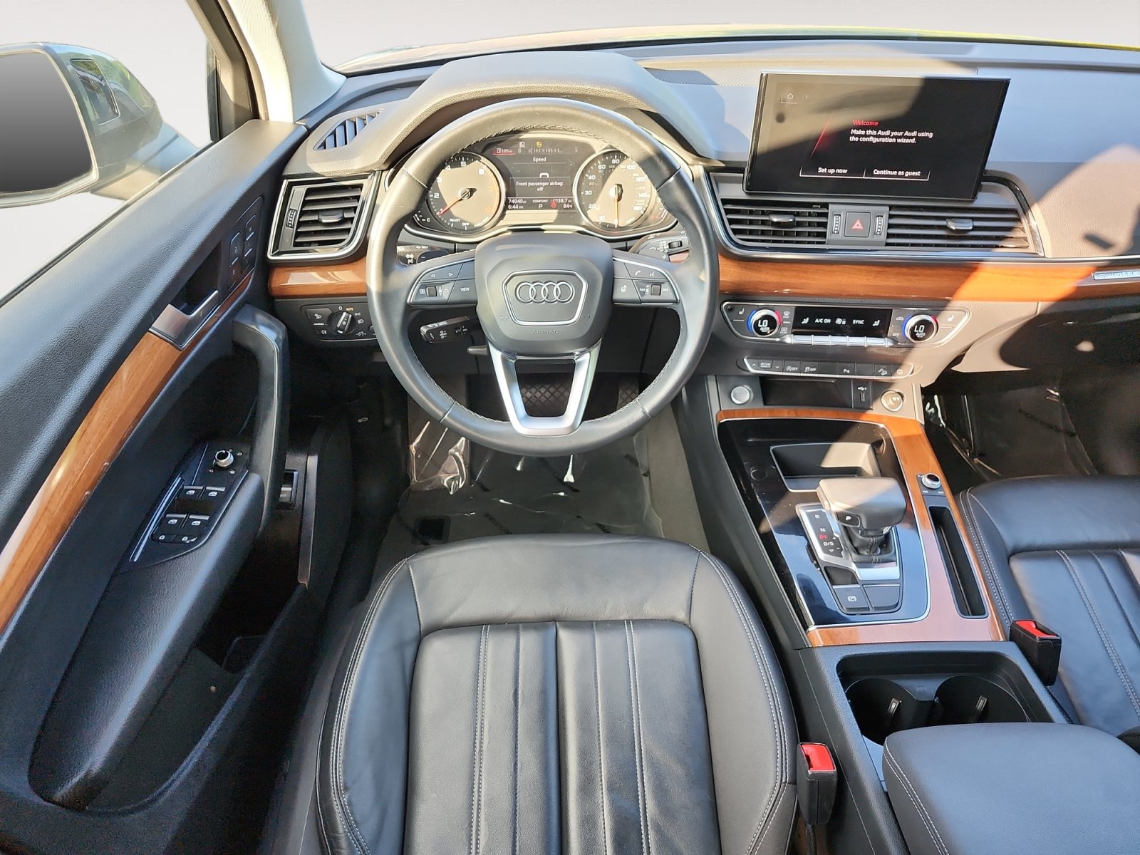 Used 2023 Audi Q5 2.0T Premium w/ Convenience Package AWD/4WD image 10