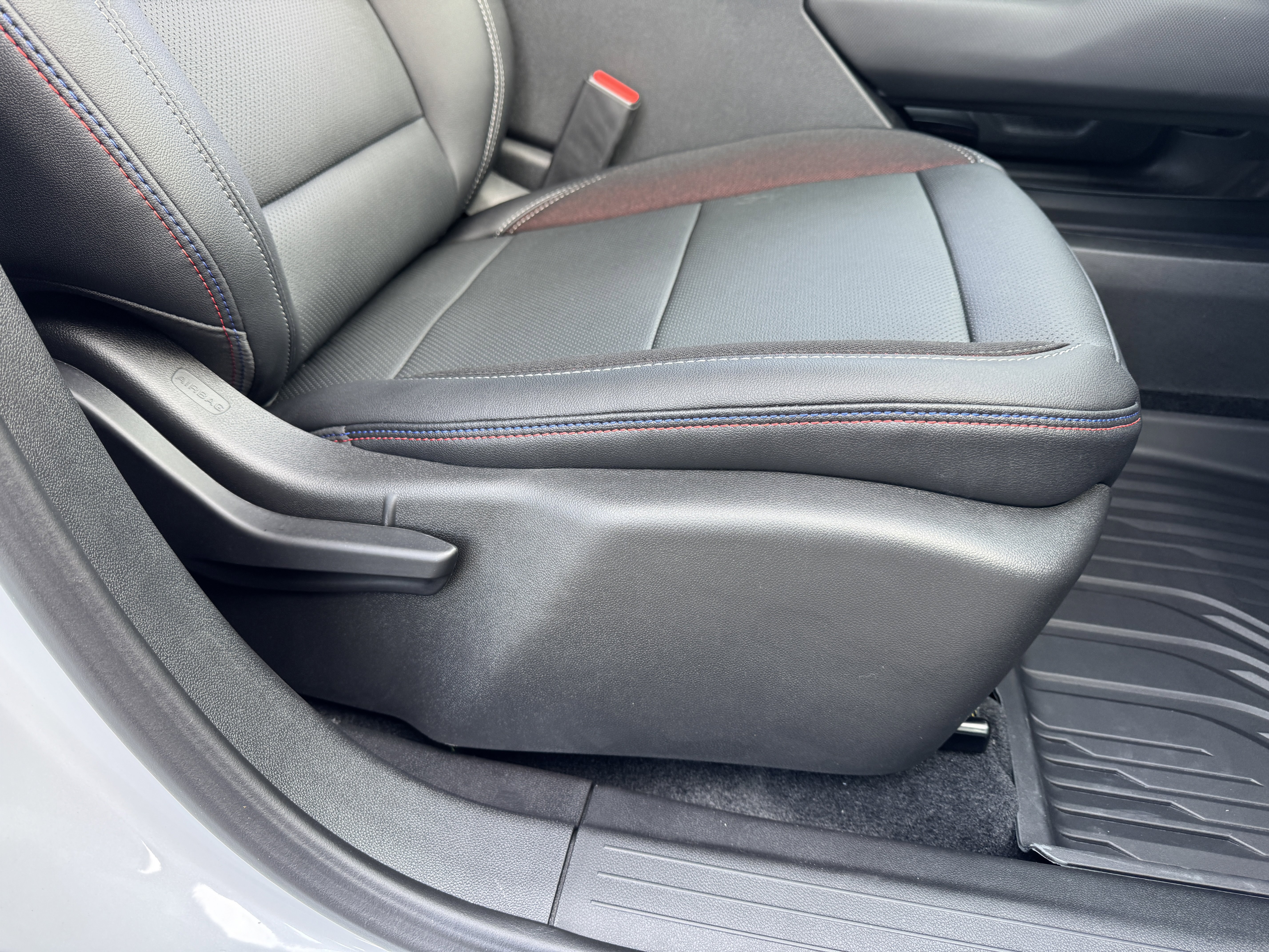 New 2026 Chevrolet Equinox EV RS image 24