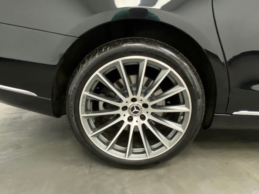 Used 2018 Mercedes-Benz Maybach S 560 4MATIC image 18