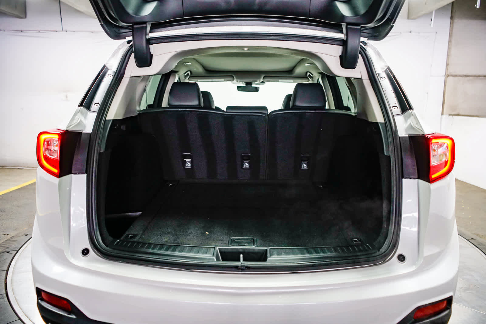 Used 2023 Acura RDX FWD image 30