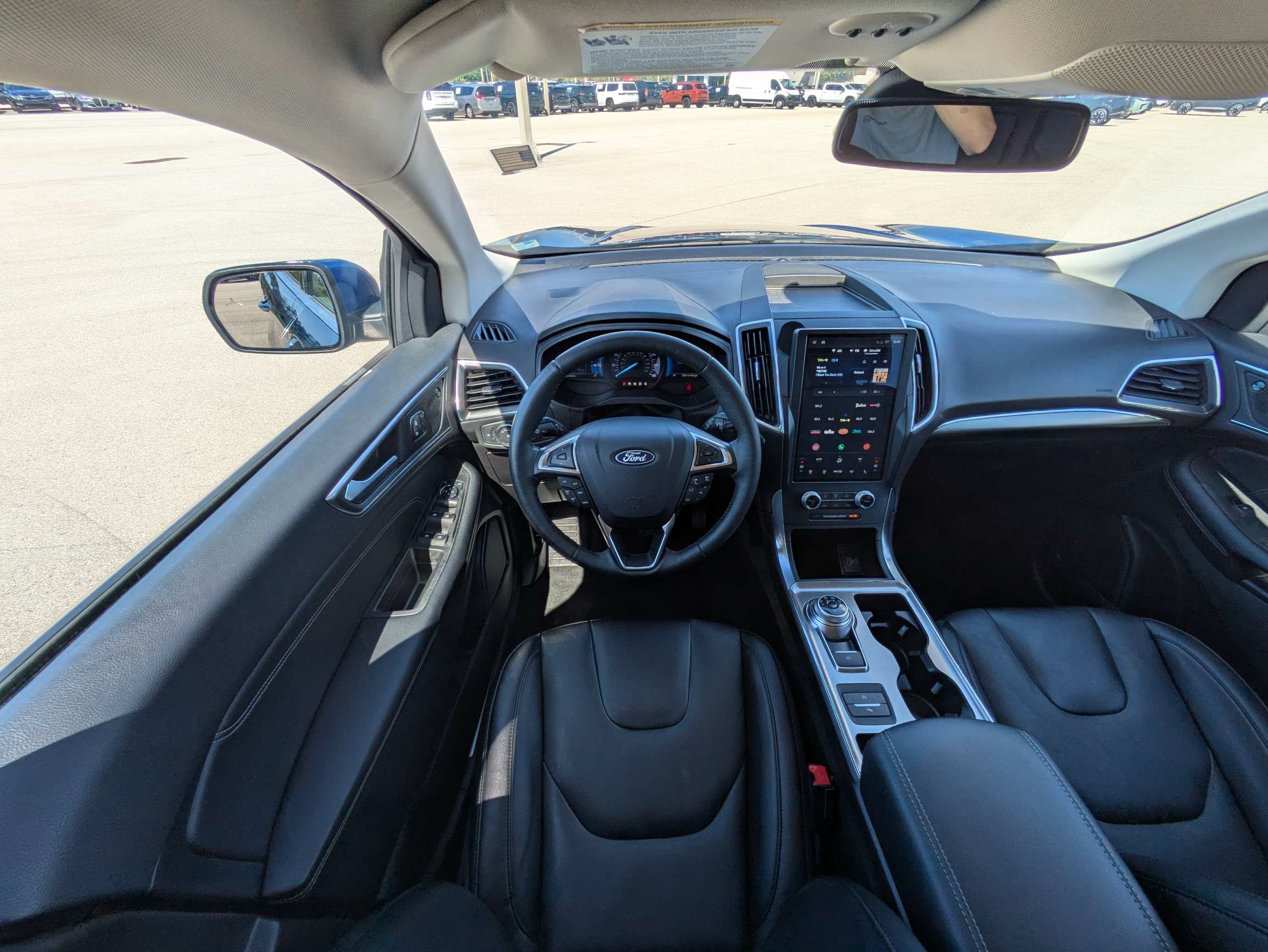 Used 2022 Ford Edge Titanium AWD/4WD image 20