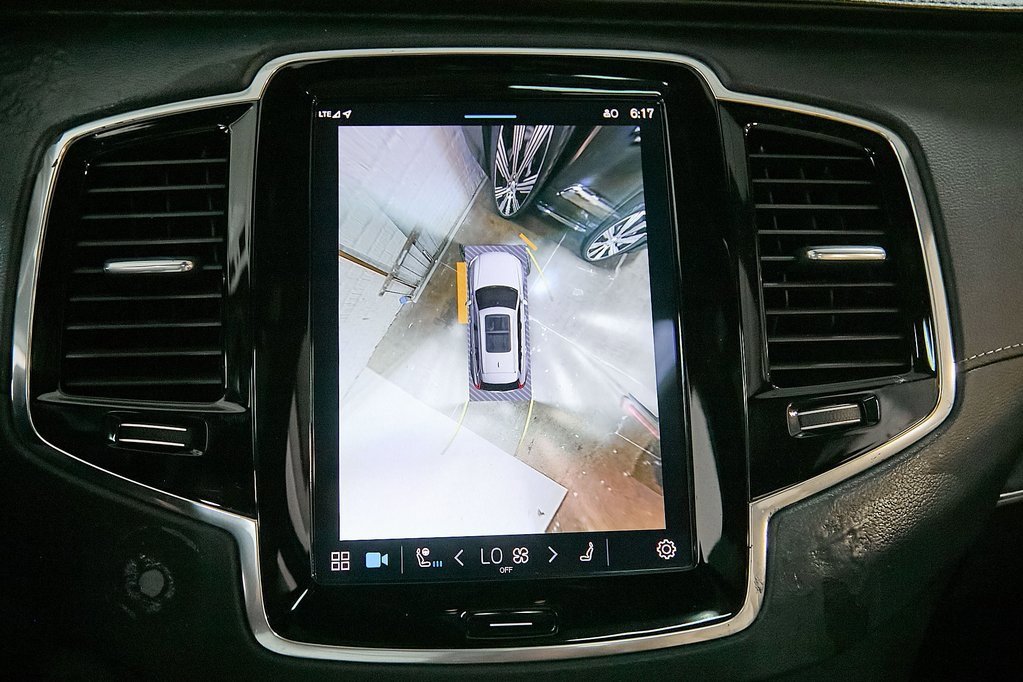 Certified 2023 Volvo XC90 B6 Ultimate w/ Protection Package Premier image 33