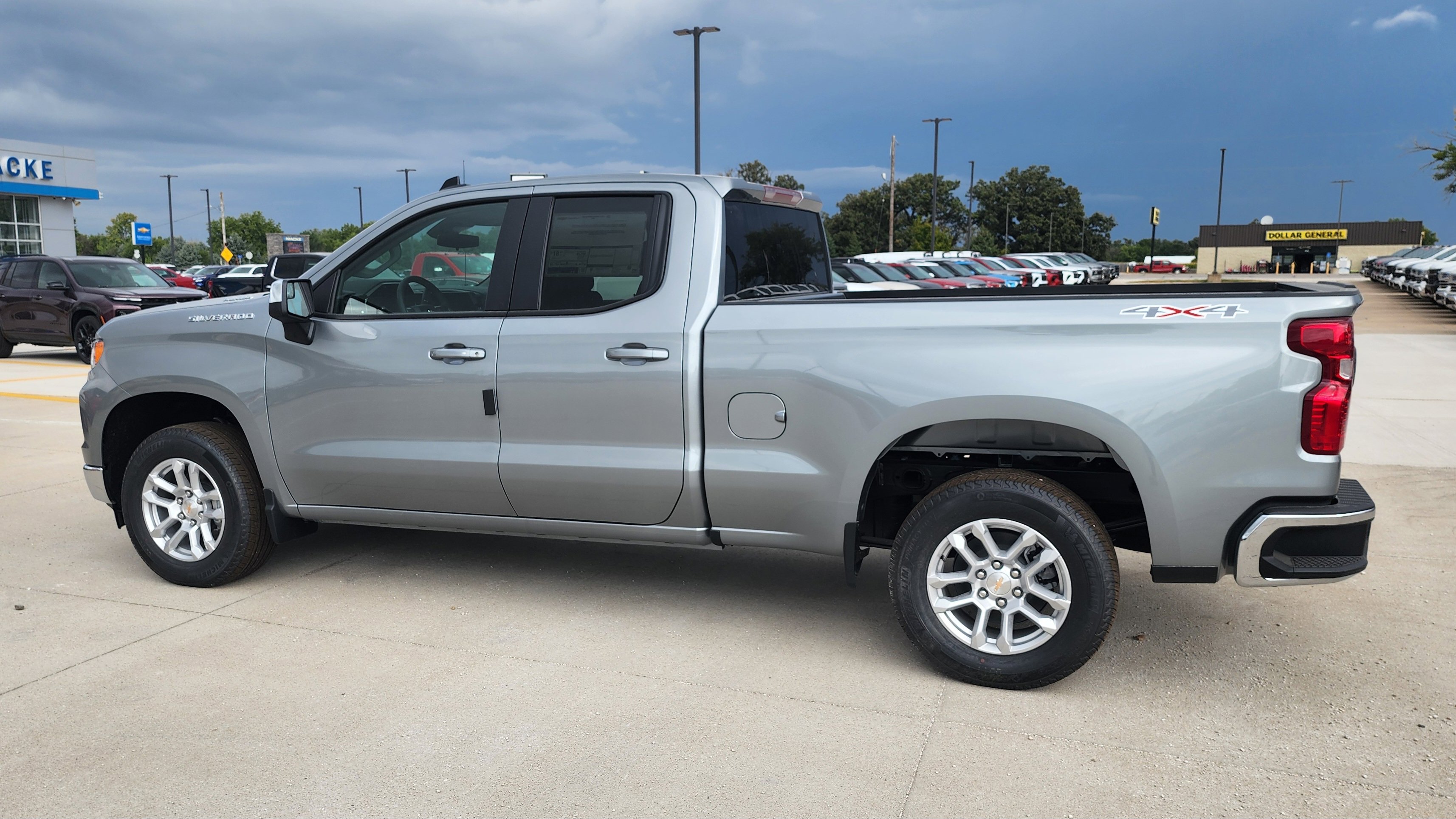 New 2026 Chevrolet Silverado 1500 LT image 9