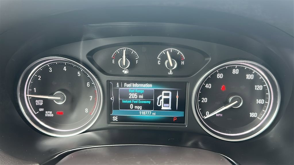 Used 2019 Buick Enclave Essence AWD/4WD image 2