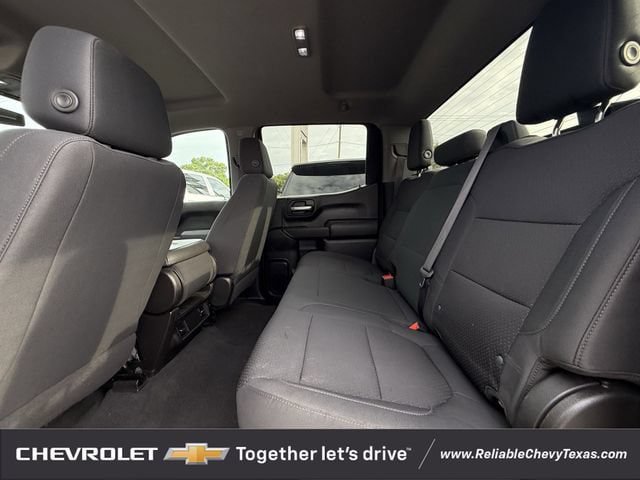 Used 2020 Chevrolet Silverado 1500 Custom w/ Custom Value Package AWD/4WD image 28