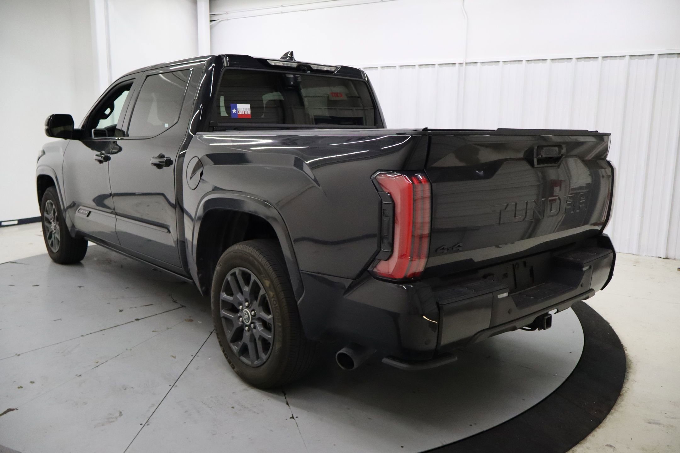 Used 2023 Toyota Tundra Platinum image 6