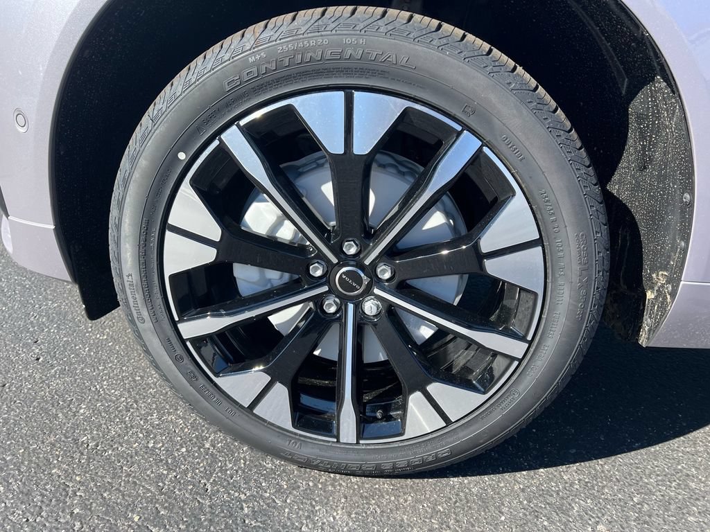 New 2026 Volvo XC60 B5 Plus w/ Protection Package Premier AWD/4WD image 9